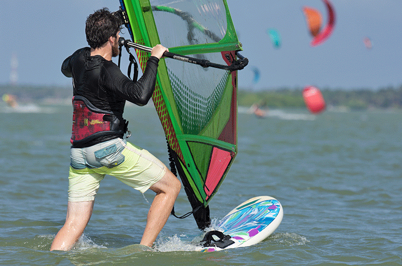 beach start windsurfing in sri lanka