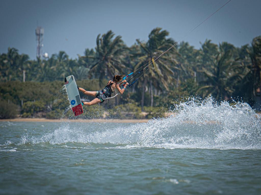 Sri Lanka kitesurfing season