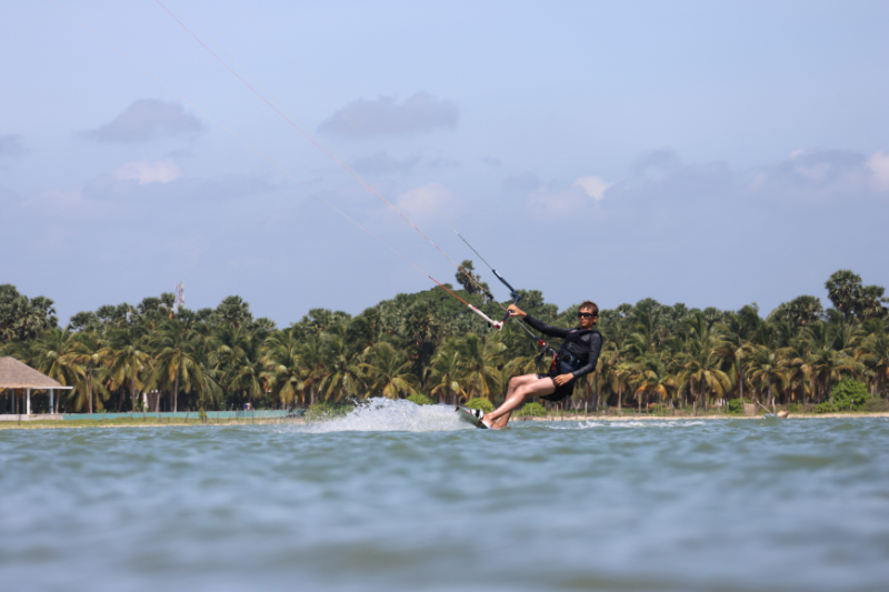 Kitesurfing school De Silva in Sri Lanka